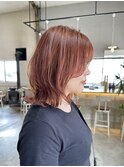 サーモンピンク