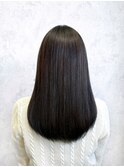 ダークブラウン×ストレートヘアー