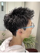 オンド(Onde)&nbsp;ショートパーマ×刈り上げショート