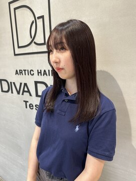 アーティック ヘア ディーヴァディーヴォ テスタ(ARTIC HAIR DIVA DIVO TESTA) ミディアムヘア/ナチュラルブラウン【SAHO】
