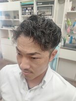 トリイ(TORII)&nbsp;2ブロックショート・パーマを活かしたショートスタイル