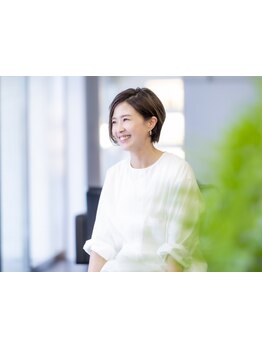 【ダメージヘア改善】サロンの仕上がりが自分で簡単に再現可能！憧れの大人かっこいい女性スタイルに