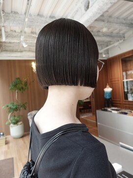 ユルクメゾンシティ 名古屋(JURK MAISON CITY) 【ami style】モードなミニボブ　リップラインボブ　髪質改善