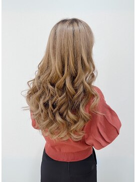 ベルグロー 北新地上通り店(BELLEGROW) ふわふわ巻きおろしヘアアレンジ