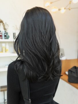 オルセン(OLSEN) ハイレイヤー/ミディアム/20代/顔周り/グレージュ/暗め/透明感