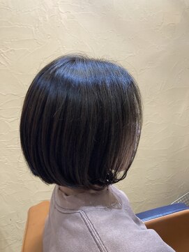 オッジ ヘアー ジャッロ(Oggi Hair giallo) オリーブアッシュ9月