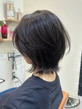 ココ(co.co.) 秋冬大人気組み合わせ!艶感オリーブ×柔らかくびれミディアム