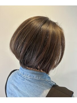トイロ(toiro) ひし形ショートボブ