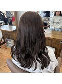 オリーブベージュ