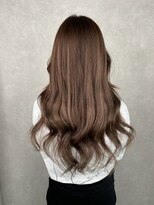 ビゼ 梅田(BIZE) 大阪梅田で大人可愛い!バージンレミーの艶髪ロング