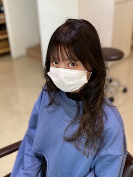 マシェリ(ma cherie) やわらかい髪をふんわりフェミニンスタイル