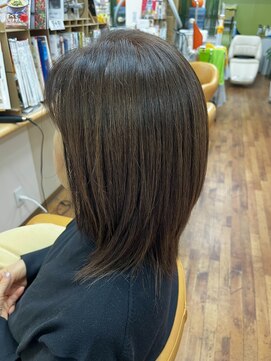 peu a peu 白髪を染めつつ暗めバレイヤージュで少し明るくしたセミロング