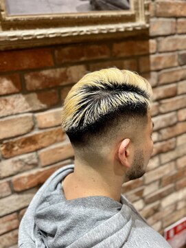 ヒロギンザバーバーショップ 丸の内店(HIRO GINZA BARBER SHOP) ハイトーンハイスキンフェード