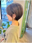 丸みとクビレの立体感ショート