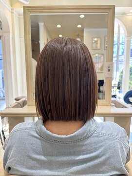 エイミーバイアフロートザガーデン 浦和店(amie by afloat the garden) スッキリ小顔ストレートボブ