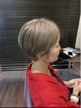 エンシーループユナイテッド(En:C-LOOP UNITED) ハイグレージュショート