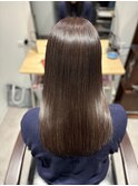 60代/セミロング白髪ぼかしで美髪レイヤースタイル
