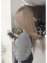 レアル 心斎橋 大阪(REAL)&nbsp;ミルクティーベージュ/ブリーチ/ダブルカラー/ベージュ/心斎橋