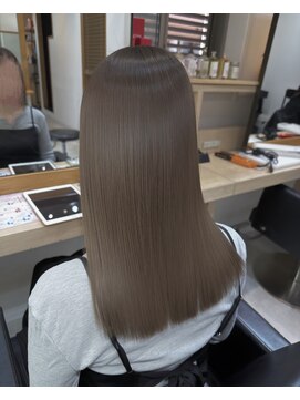 ケー 北千住(K.) 春の透明感×オリーブベージュ