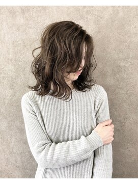 トワエモア バイ ブレス(toi et moi . by BLESS) 【 flare greige 】 semi long