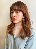 セミロング×透明感ベージュ