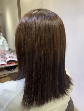 ユーネリー(U-NERY) ミディアムスタイル