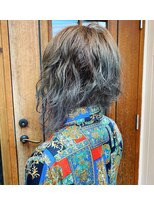 ジプソ(Gypso Hair salon)&nbsp;前下がりボブ　グラデーションカラーブルーアッシュ