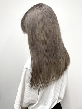 エスアイ(S.i) くすみベージュ［五条駅/京都駅/七条駅/四条駅/烏丸駅］