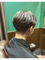 ヒロギンザバーバーショップ 丸の内店(HIRO GINZA BARBER SHOP)&nbsp;前下がりセンター　東京/丸の内/大手町