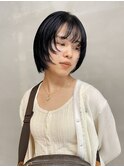 ネイビーカラー × 顔わまりレイヤーボブ