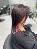 アユニ(Auni)&nbsp;攻めすぎないアクセサリーカラーでファンシーに