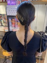 シーン 池袋(scene.)&nbsp;scene.【シーン】【池袋 西口徒歩3分】タイトローポニーアレンジ