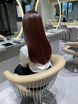 ロンドメリア 天神大名店(Lond Melia) ★斜めバングミディアムヘアグレージュカラーシルキーベージュ★