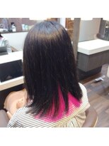 エノモト(ENOMOTO) 10代20代セクションカラーピンク×黒髪暗髪×ナチュラルモード