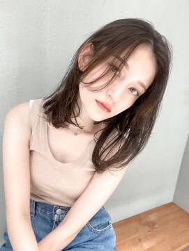 ギークス(GEEKS) 【GEEKS渋谷】顔周りレイヤー/冬カラー/グレージュ/ブリーチなし