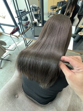 ラヴィエ(RAVIE) 【半田・髪質改善】縮毛矯正/トリートメント/マンツーマン