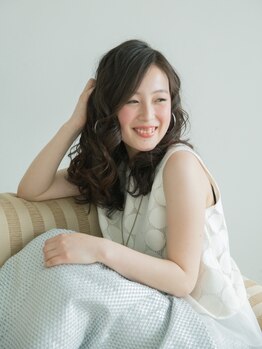 イズムワークショップ(ISM WORK SHOP)の写真/ふんわり・軽やか・エアリー感を演出する《ISMデジタルパーマ》。簡単なスタイリングで再現性も◎
