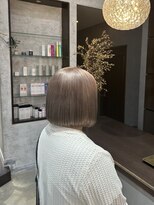 アールトゥーヘアー(art To Hair)&nbsp;ミルクティーベージュ/ハイトーン/ボブ/ブリーチカラー