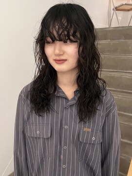 エヌ 烏丸(enu) くしゃっとロングーパーマ