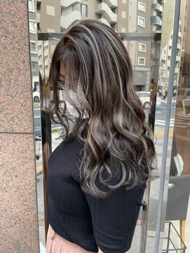 アッシュ 茗荷谷店(Ash) 白髪ぼかし