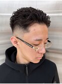 極道パーマホワイトメッシュオールバックパーマフェード短髪