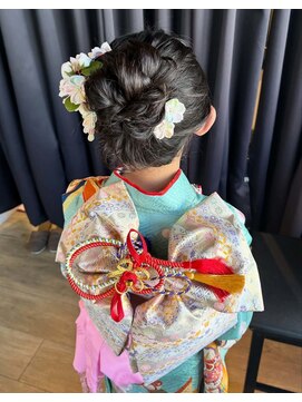 7歳　七五三　お団子　ヘアセット　辻堂