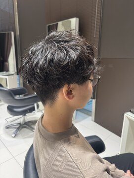 アヴァンスクロス あべのルシアス店(AVANCE. CROSS) MEN’S HAIR/サーフカール/刈り上げセンターパート/天王寺