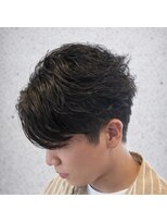 ユラ 中野(Yula)&nbsp;リバースセンターパート/ニュアンスパーマ/ダウンバング[中野]