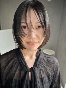 フイ(HUi)の写真/ボブやショートでも女性らしい丸みのあるシルエットに♪骨格や髪質を見極めて小顔に魅せるヘアスタイルを◎