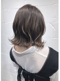 シルキーグレージュ