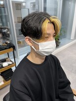 ネオリーブ クーロ(Neolive curro) センターパート×フェイスフレーミング×抜きっぱなしブリーチ