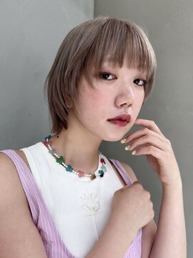 ギークス(GEEKS) 【GEEKS渋谷】冬カラー/初ブリーチ/ミルクティー/ショートウルフ