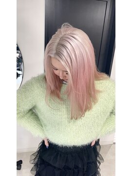 フリーク(FLEEK) ルーツカラー　ホワイト　ホワイトピンク