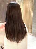 アトレ 福岡大名店(attrait)&nbsp;透明感のあるブラウンセミロング×大人っぽい仕上がり